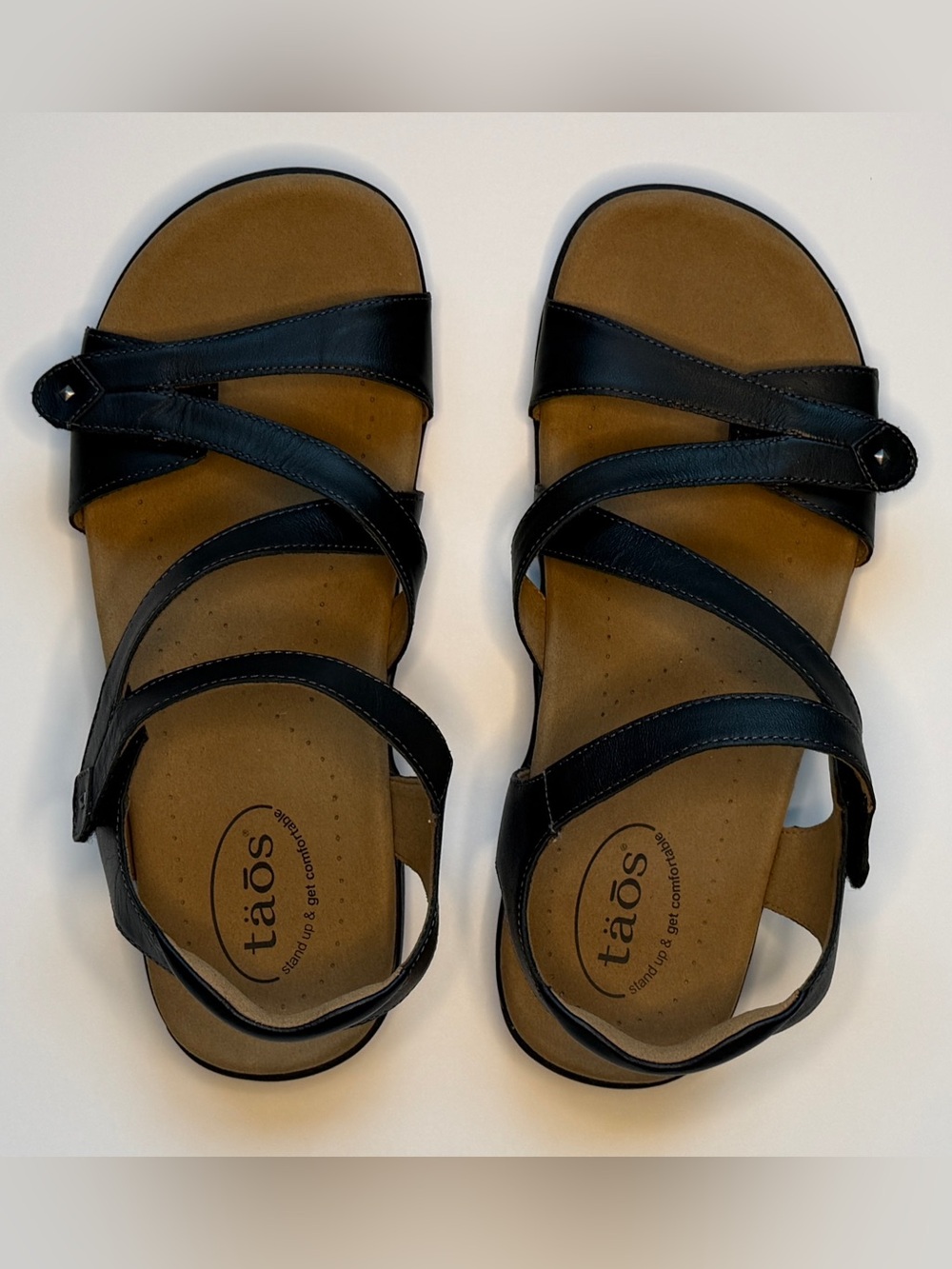 Taos Big Time Sandals, Black, 10W